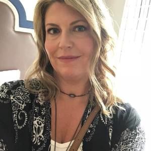 Meet your Posher, Cindy